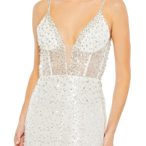 Mac Duggal 68175 EMBELLISHED PLUNGE NECK SLEEVELESS TRUMPET GOWN *flawed - Picture 3 of 10